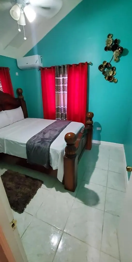 Finest Accommodation 75 Blossom, The Orchards Innswood St Catherine Spanish Town Appartement